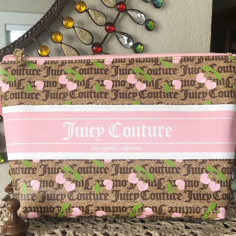 NWT Juicy Couture Light Pink Heart Cherries Travel Cosmetic Bag